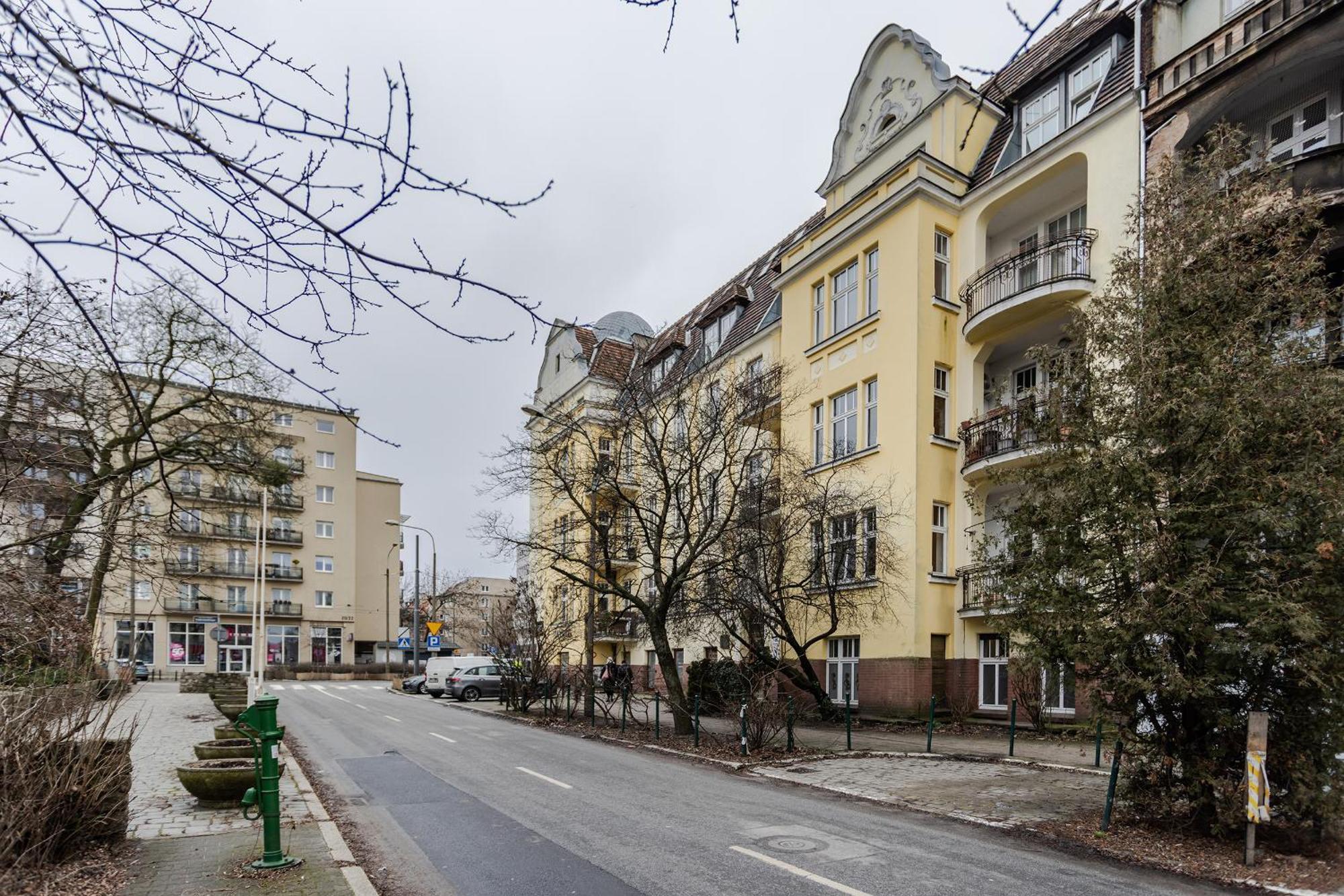 Nowoczesne I Stylowe Studia Very Berry W Poznaniu By Noclegi Renters Esterno foto