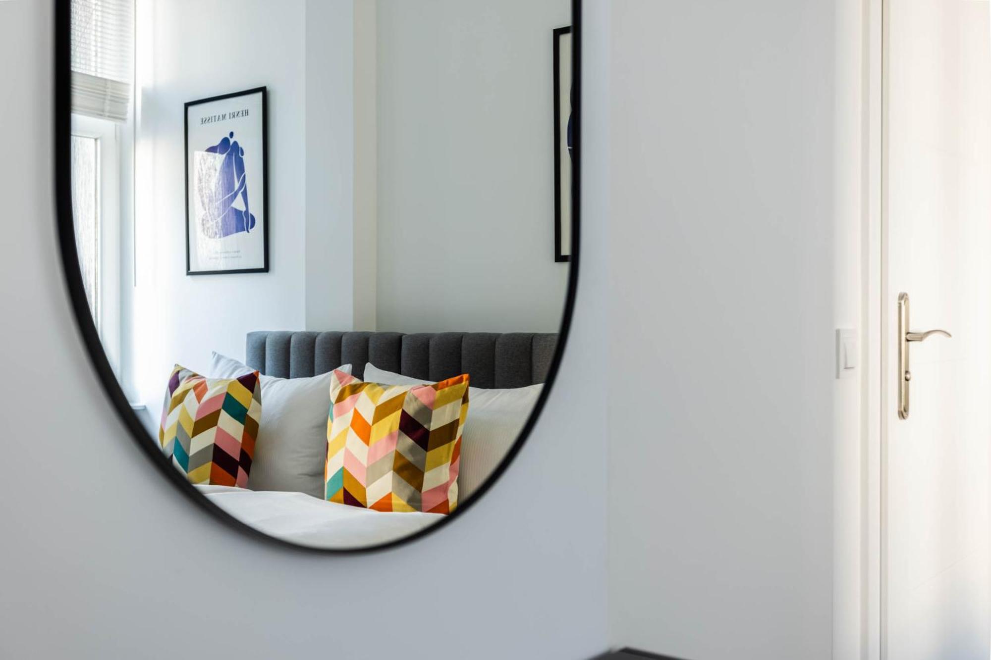 Nowoczesne I Stylowe Studia Very Berry W Poznaniu By Noclegi Renters Esterno foto