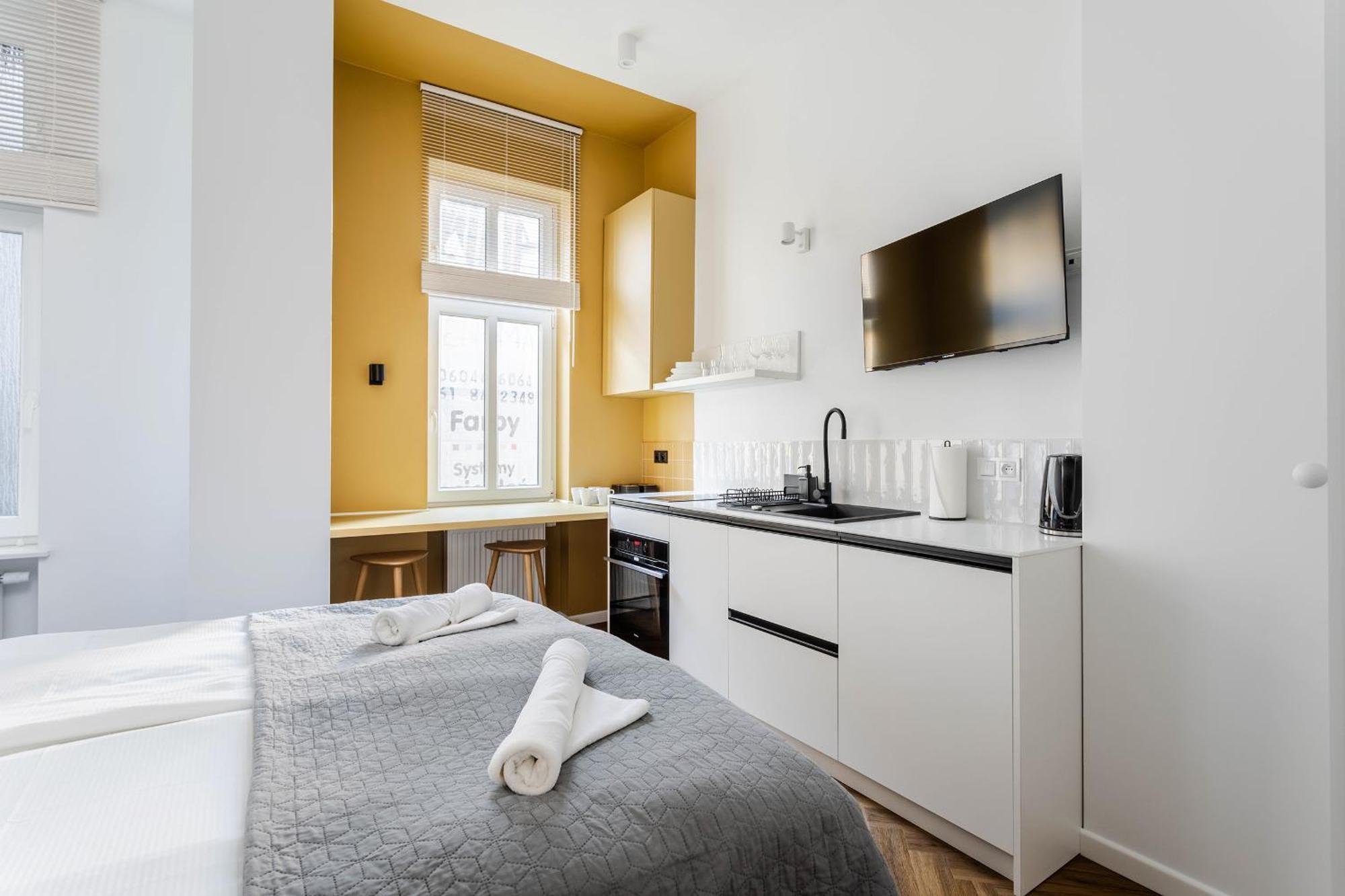 Nowoczesne I Stylowe Studia Very Berry W Poznaniu By Noclegi Renters Esterno foto
