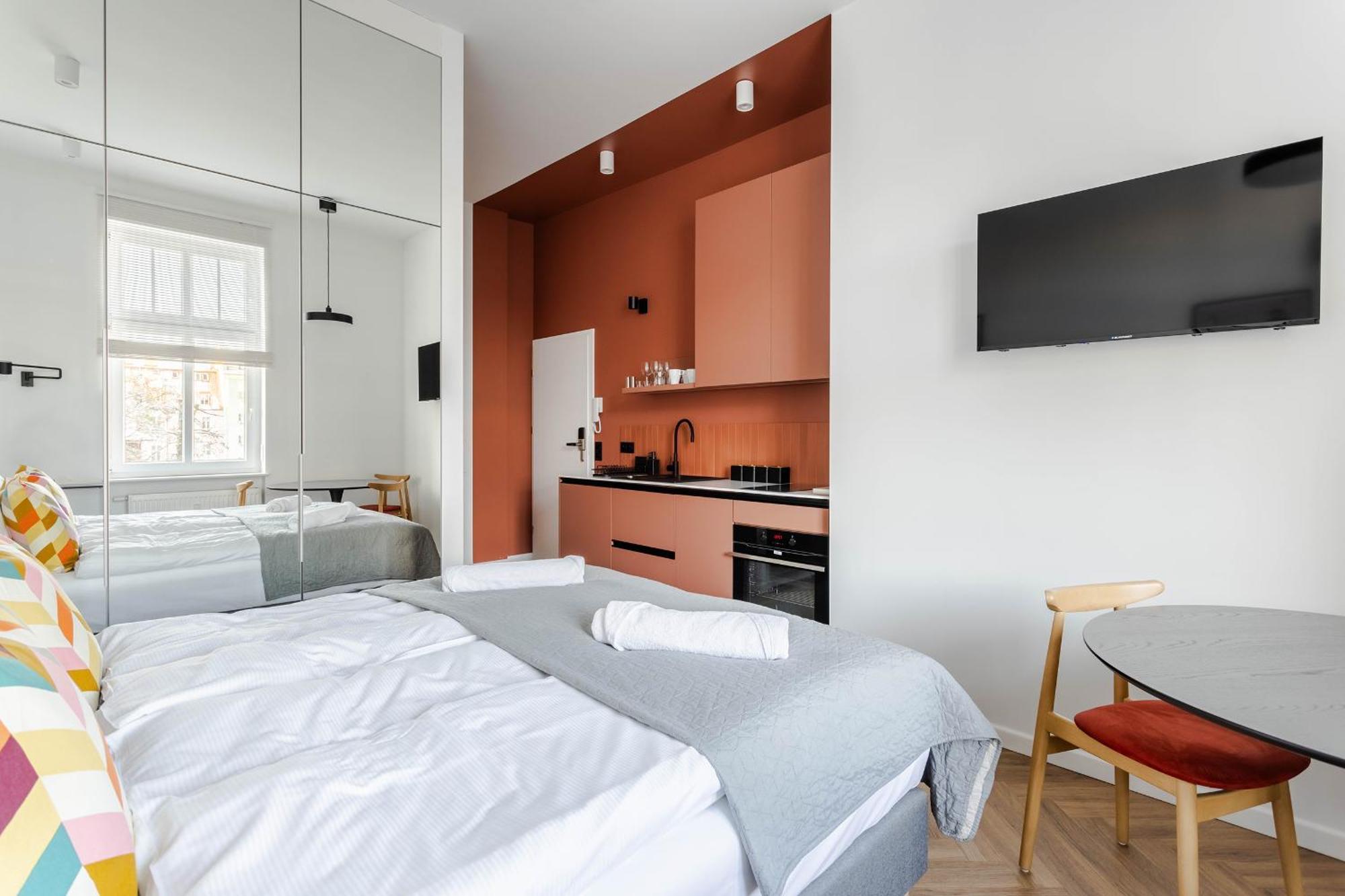 Nowoczesne I Stylowe Studia Very Berry W Poznaniu By Noclegi Renters Esterno foto