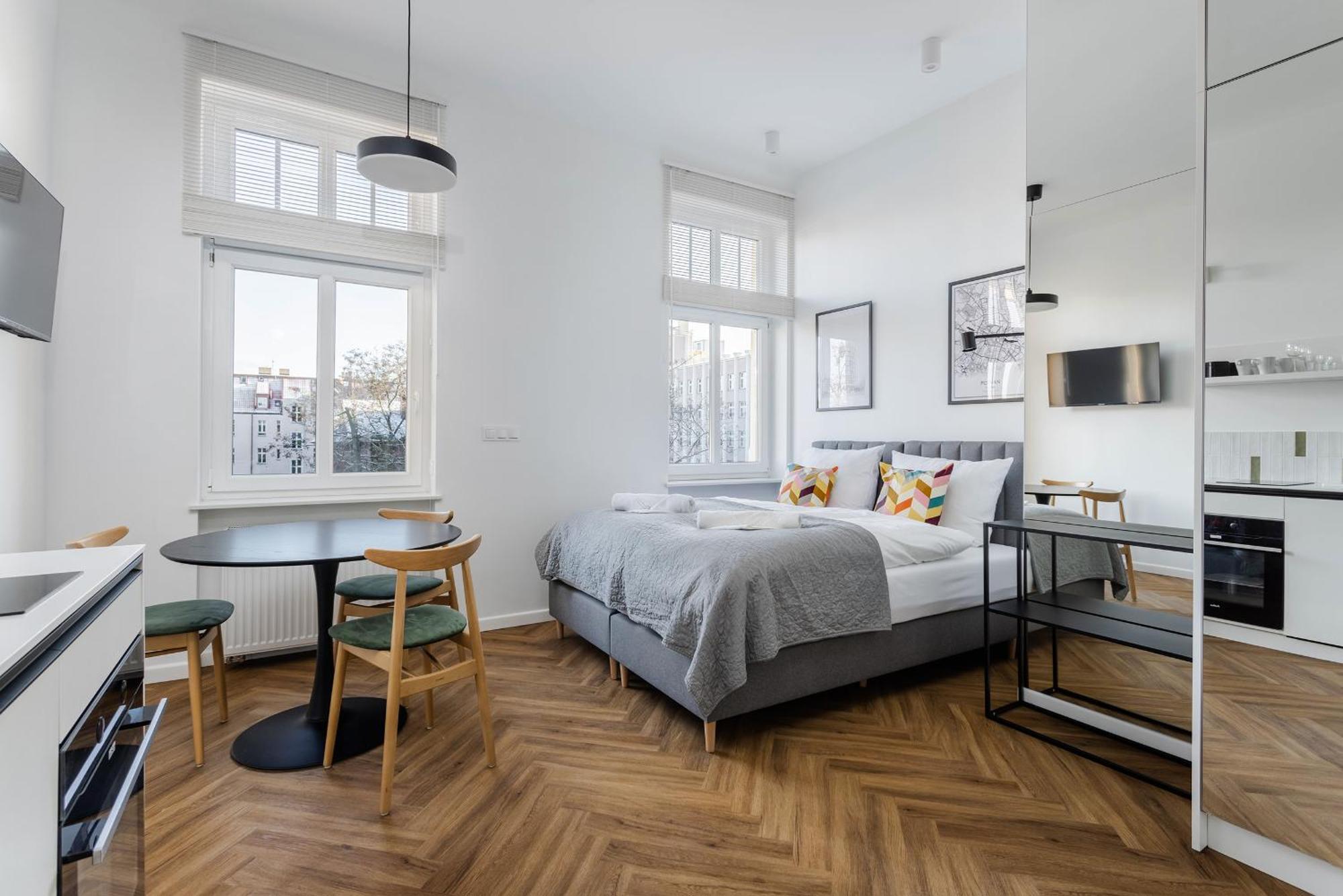 Nowoczesne I Stylowe Studia Very Berry W Poznaniu By Noclegi Renters Esterno foto