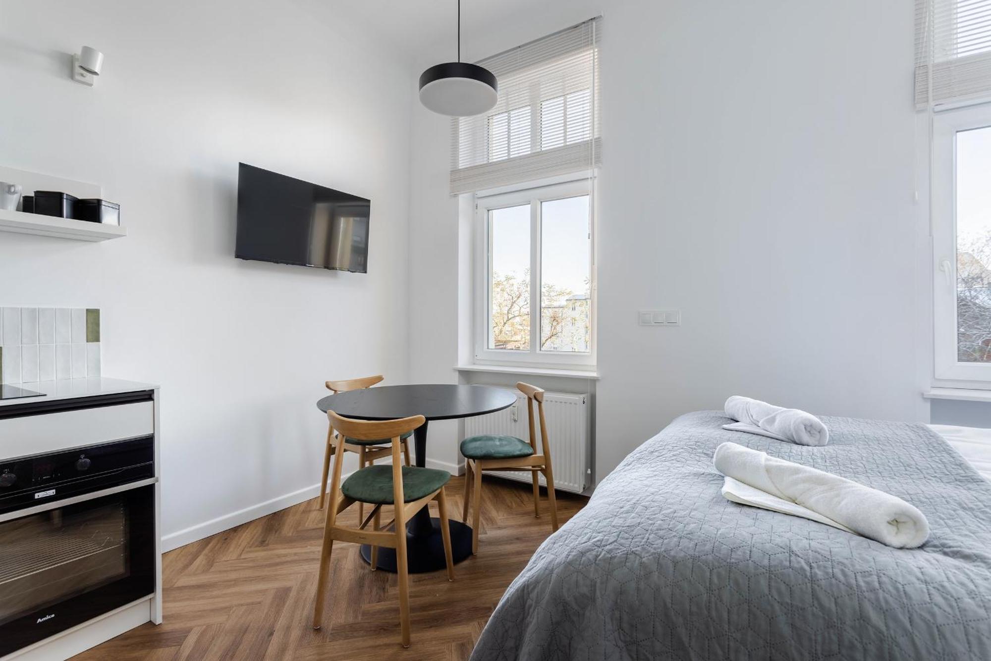 Nowoczesne I Stylowe Studia Very Berry W Poznaniu By Noclegi Renters Esterno foto